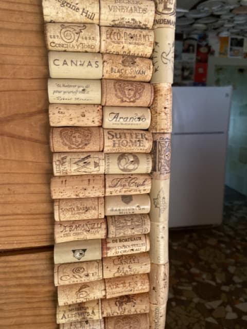 reclaimed cork for molding