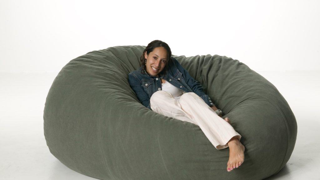 HOW TO BUY A MURPHY BED FOR SMALL ROOMS - COMPREHENSIVE GUIDE 18 large bean bag