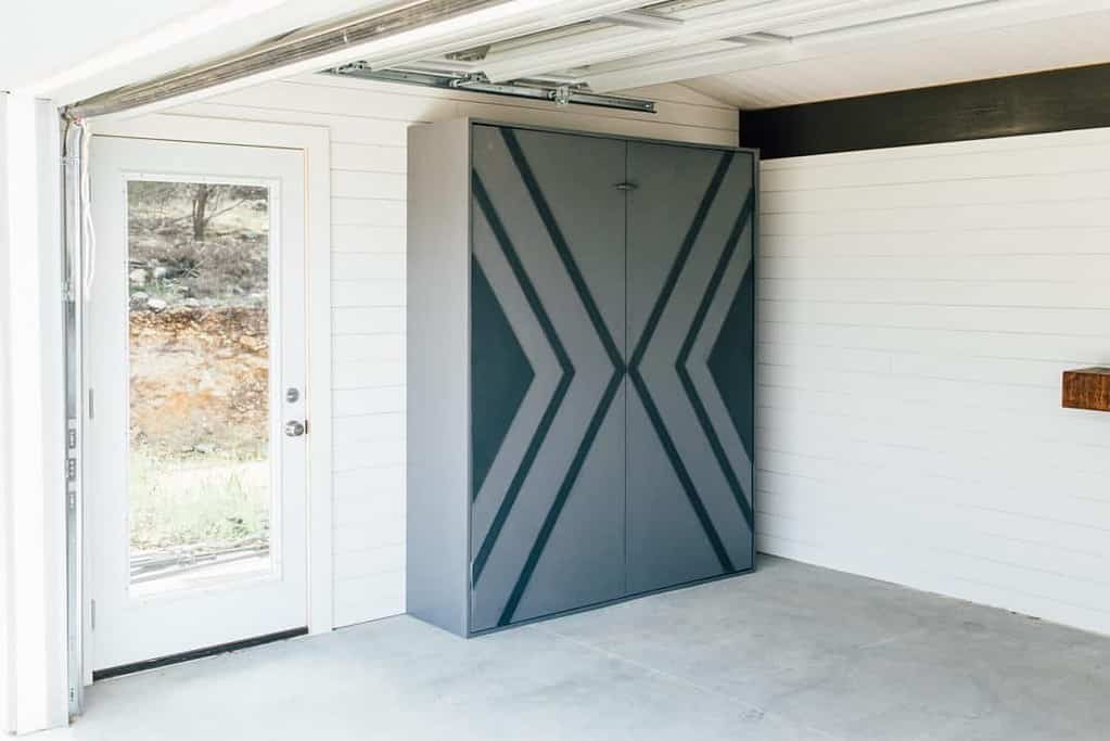 14 CLEVER SPACE SAVING BEDS FOR YOUR SMALL SPACE 4 DIY full Murphy Bed