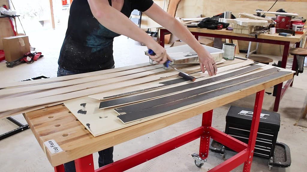 DIY FULL MURPHY BED KIT - EASY TO FOLLOW 7 STEP-BY-STEP GUIDE 14 painting the accent pieces