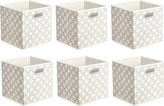HOW TO BUY A FOLDING BED: TIPS TO CREATE AN AFFORDABLE GUEST SPACE 7 Storage cubes