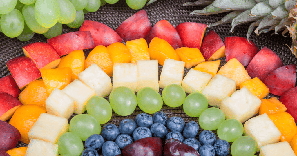 8 GREEN LIFESTYLE TRENDS TO EMBRACE IN 2024: SHAPING TOMORROW 4 Rainbow of food