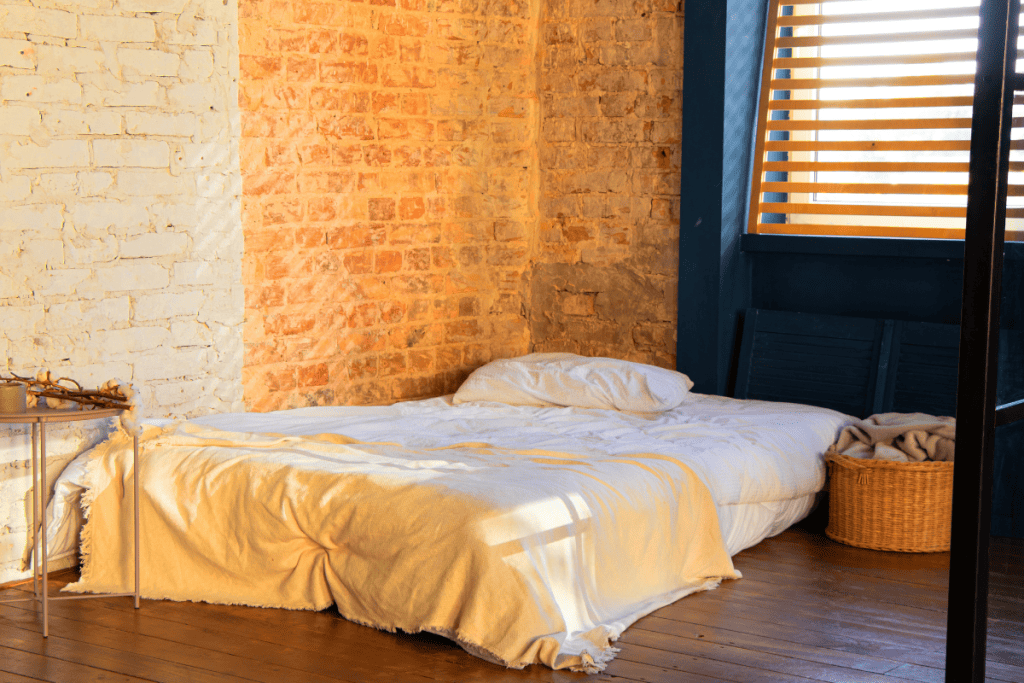 14 CLEVER SPACE SAVING BEDS FOR YOUR SMALL SPACE 25 Traditional mattress