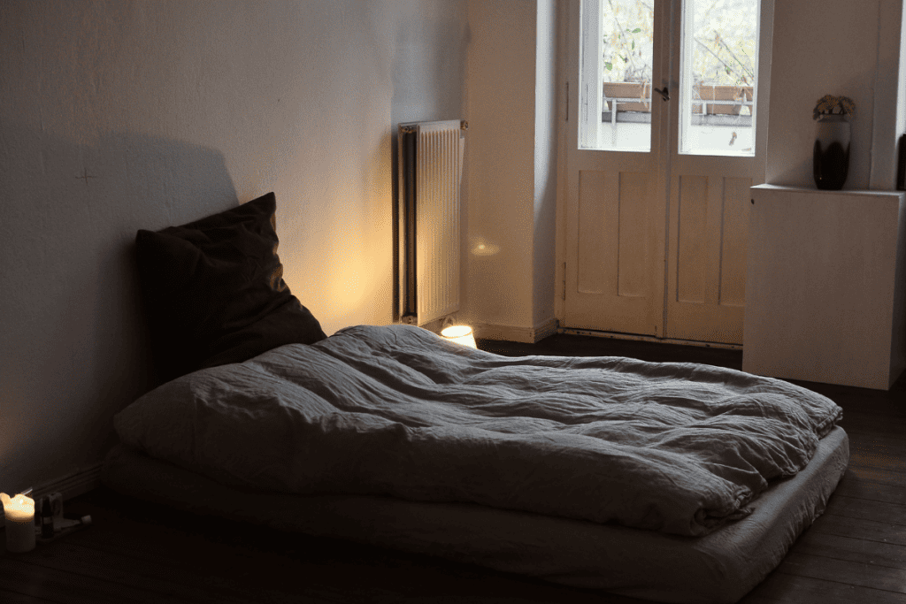 14 CLEVER SPACE SAVING BEDS FOR YOUR SMALL SPACE 24 bed roll