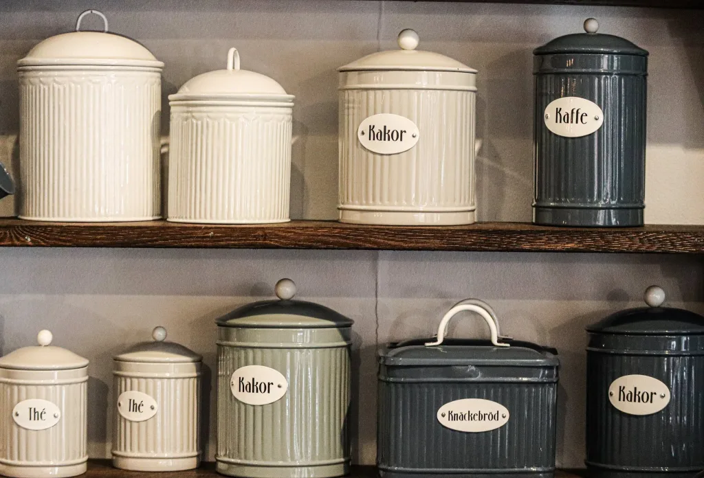 AN EFFICIENCY KITCHEN: DESIGN TIPS & IDEAS TO MAXIMIZE SPACE 26 Kitchen Containers on Shelves