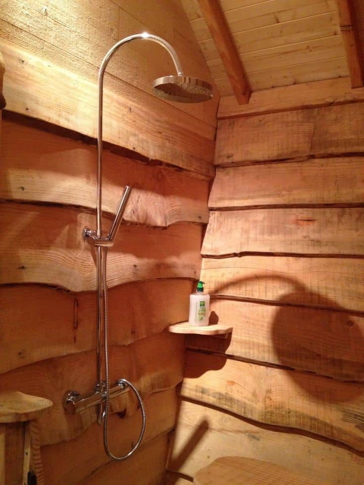 29 SMALL RUSTIC BATHROOM IDEAS ON A BUDGET YOU WILL LOVE 14 word image 505758 20 jpeg