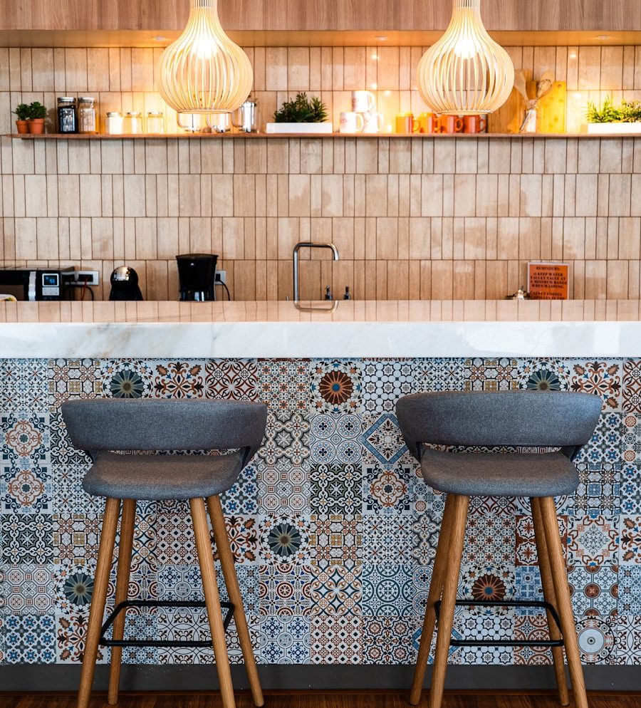 27 INSPIRING GARAGE CONVERSION IDEAS TO ADD LIVING SPACE TO YOUR HOME 2 black round bowl on brown wooden seat